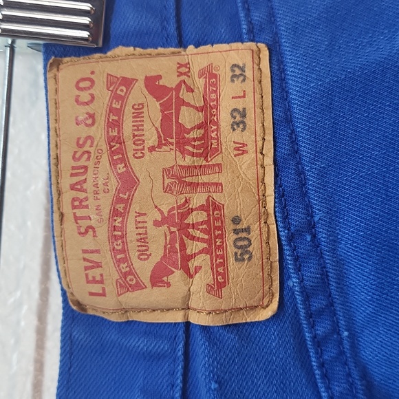 Blue Button Fly Mens Cut Off Levi Shorts - Picture 3 of 7